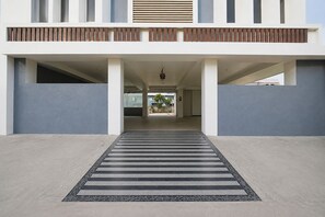 Exterior - Fabhotel Sushmitha Inn (Hanmakonda)
