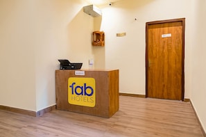 Reception - Fabhotel Cozy Stay (Kolkata)