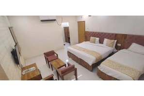 Egyptian cotton sheets, premium bedding, in-room safe, desk - Fabhotel Sree Surya Residency (Visakhapatnam)