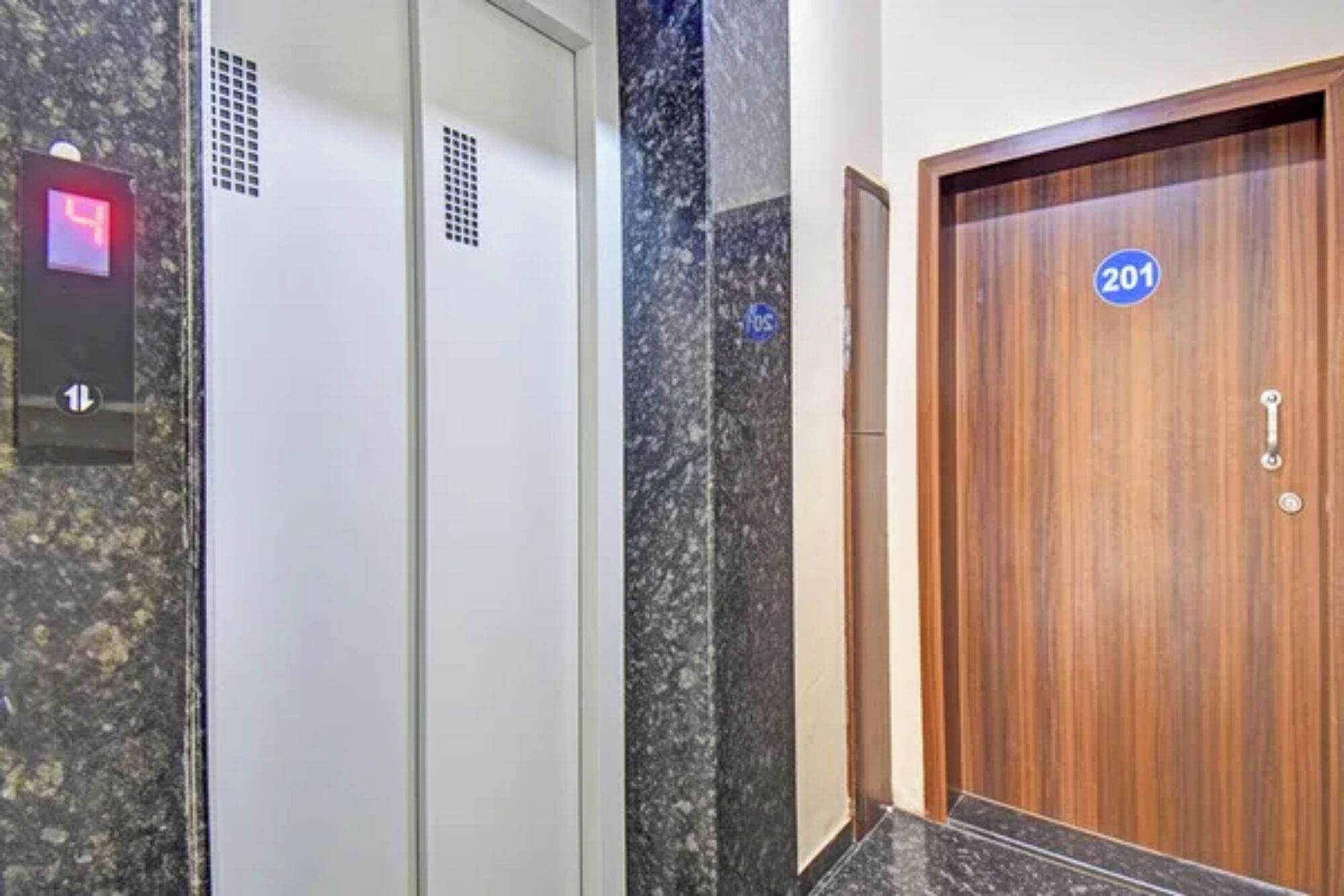 Elevator
