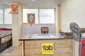 Reception - Fabhotel Paradise Inn Moshi (Pune)