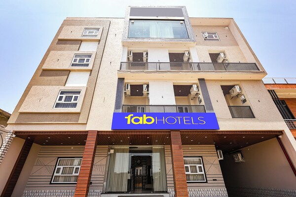 Fabhotel Prime Shyam Emprial - Khatu