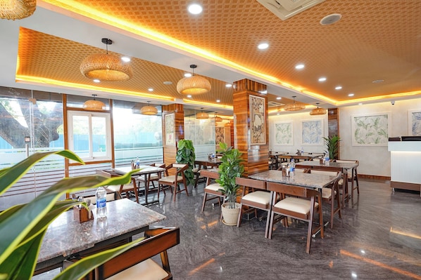 Restaurant - Fabhotel Prime Golden Leaf (Bangalore)