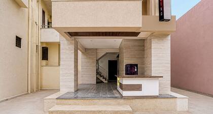 Fabhotel Vaishnav Bairagi