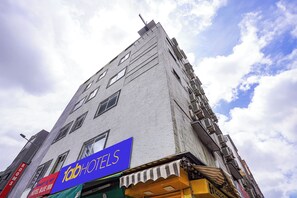숙박 시설 정면