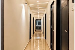 Lobby - Fabhotel Happy (Vijayawada)