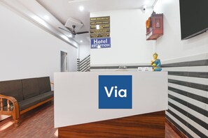 Reception - Via Golden Gate Stayz (Gurugram)