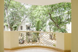 Balcony - Via Golden Gate Stayz (Gurugram)