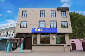 Exterior - Fabhotel Crystal Zee (Kanpur)