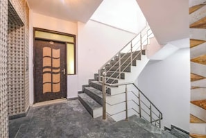 Staircase - Fabhotel Black Stone Palace (Ghaziabad)