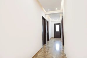 Lobby - Fabhotel As Residency (Noida)