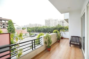 Balcony - Fabhotel As Residency (Noida)