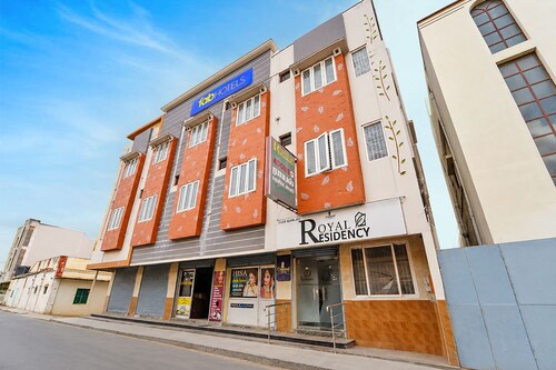 Fabhotel Royal Residency I