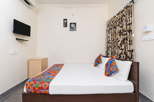Fabhotel Royal Residency I