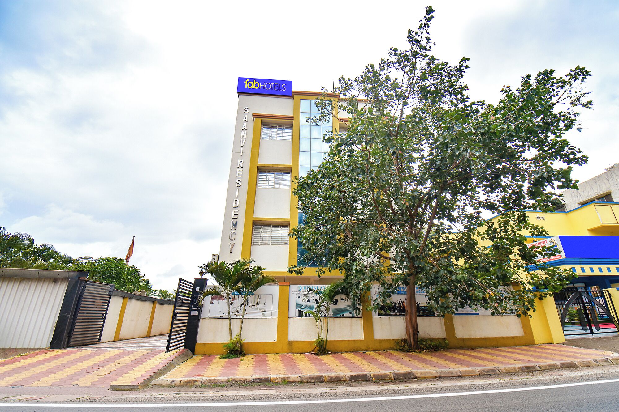 Bagian depan properti