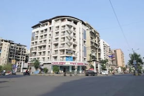Exterior - Fabhotel Aqua Pearl Inn (Panvel)
