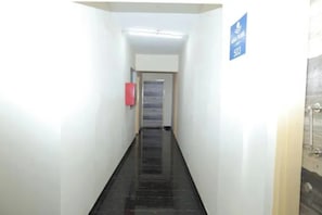 Lobby - Fabhotel Aqua Pearl Inn (Panvel)