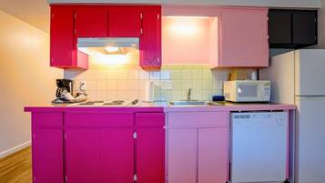 Fridge, microwave, coffee/tea maker