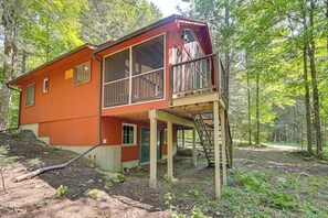 Exterior - Screened Porch w/ Lake View! Tolland Family Haven (Tolland)