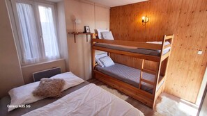 Room - Vrbo Property (Font-Romeu-Odeillo-Via)