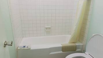 シャワー、タオル