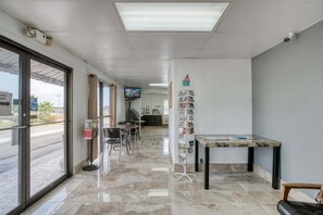Interior - San-Antonio|2 Queen Bed (San-Antonio)