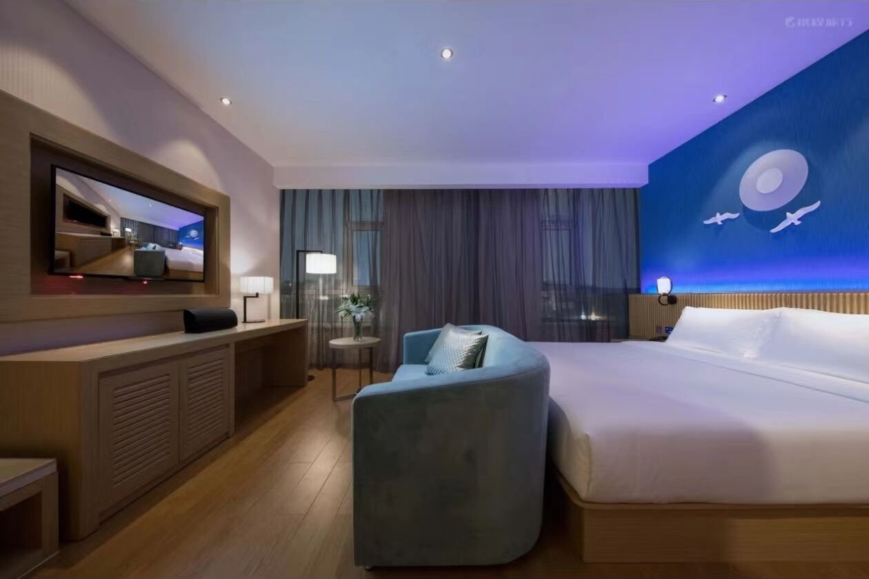Business Single Room | Free WiFi