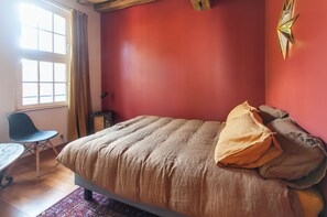 Room - Vrbo Property (Troyes)