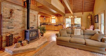Midway Cabin Near Zermatt Resort & Soldier Hollow