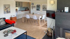 Unclassified image, 4 of 15, button - 3 bedroom amazing home in Saltum (Saltum)