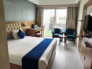 Deluxe Double Room, City View - Mohali Hotel Shanti Sagar (Sahibzada Ajit Singh Nagar)