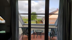 Interior - Apartment 'WE2 Wasserblick' with Sea View, Balcony and Wi-Fi (Mellenthin)