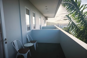 Deluxe Room, Balcony, Ocean View | Balcony