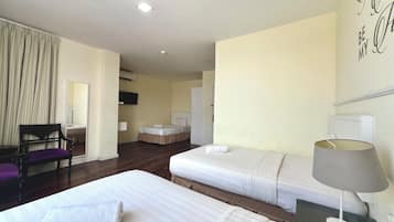 Superior Triple Room, 3 Single Beds | Desk, free WiFi, bed sheets