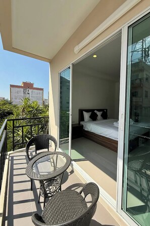 Double Room, Balcony | Pemandangan dari bilik