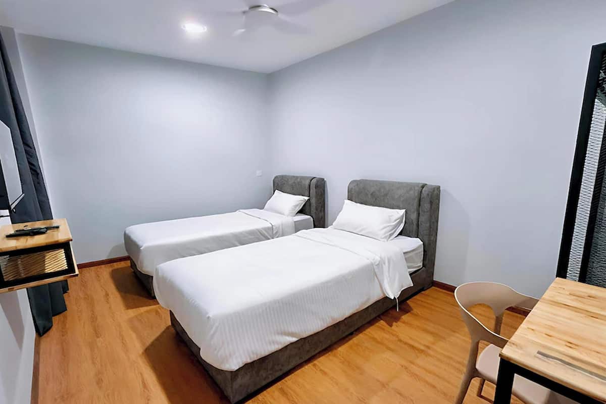 Standard-Zweibettzimmer | Schreibtisch, kostenloses WLAN, Bettwäsche