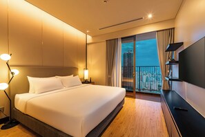 Apartment, Partial Ocean View | Bathroom | Shower, free toiletries, hair dryer, slippers - Terra Calm Soleil Beachfront Residence (Son Tra)