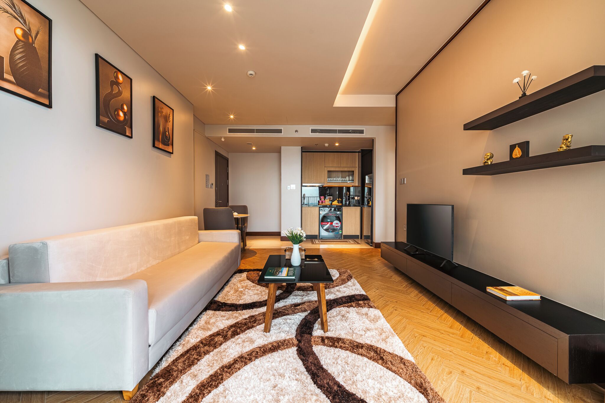 Apartemen, pemandangan laut sebagian | Area keluarga | Smart TV