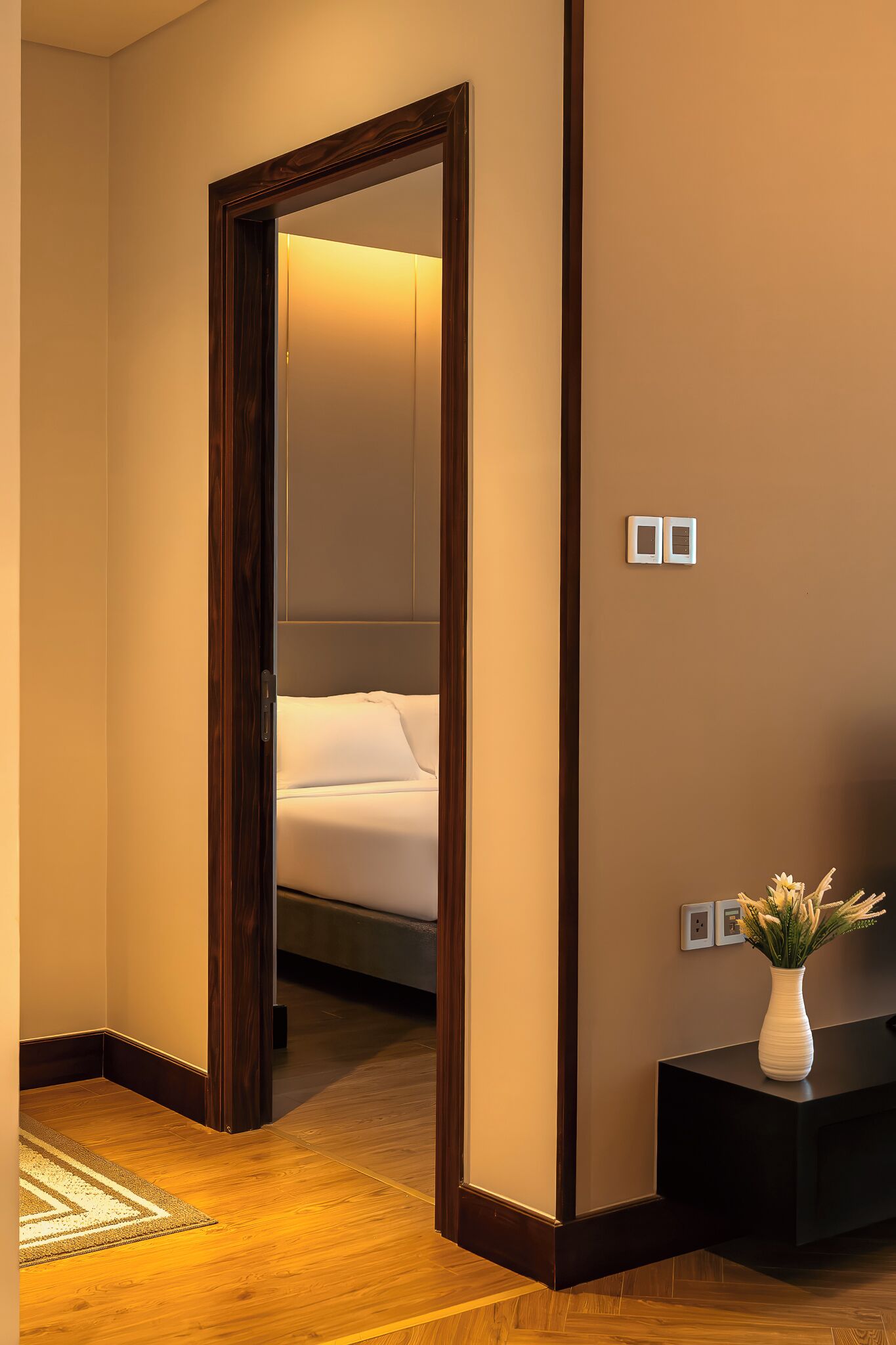 Apartemen, pemandangan laut sebagian | Minibar, meja kerja, ruang kerja ramah laptop, dan Wi-Fi gratis