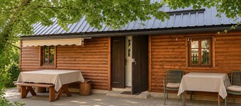 3 bedroom cozy home in Otes