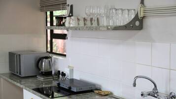 Apartment, 1 Bedroom, Accessible | Interior