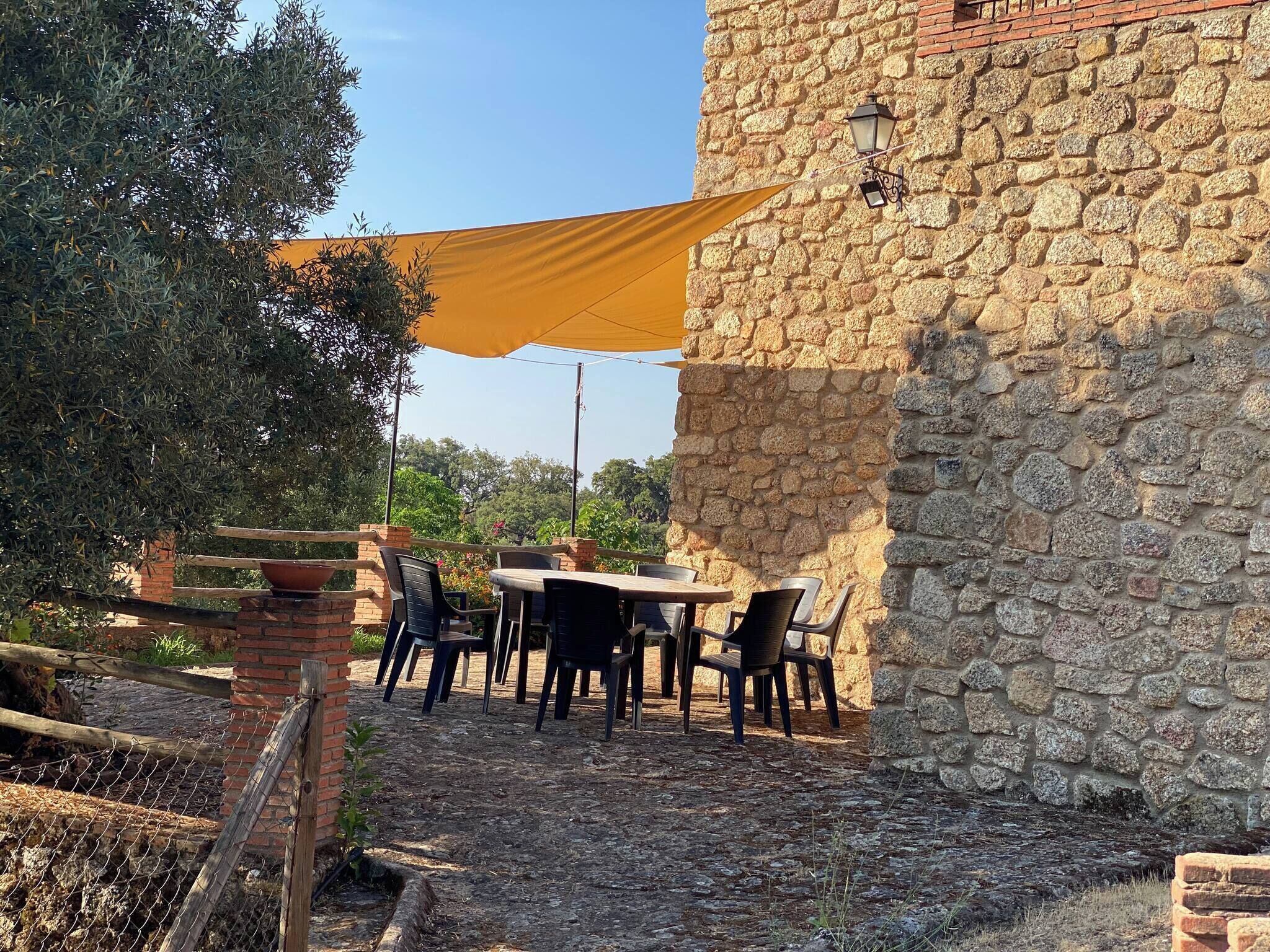 House, 4 Bedrooms, Private Pool | Outdoor dining
