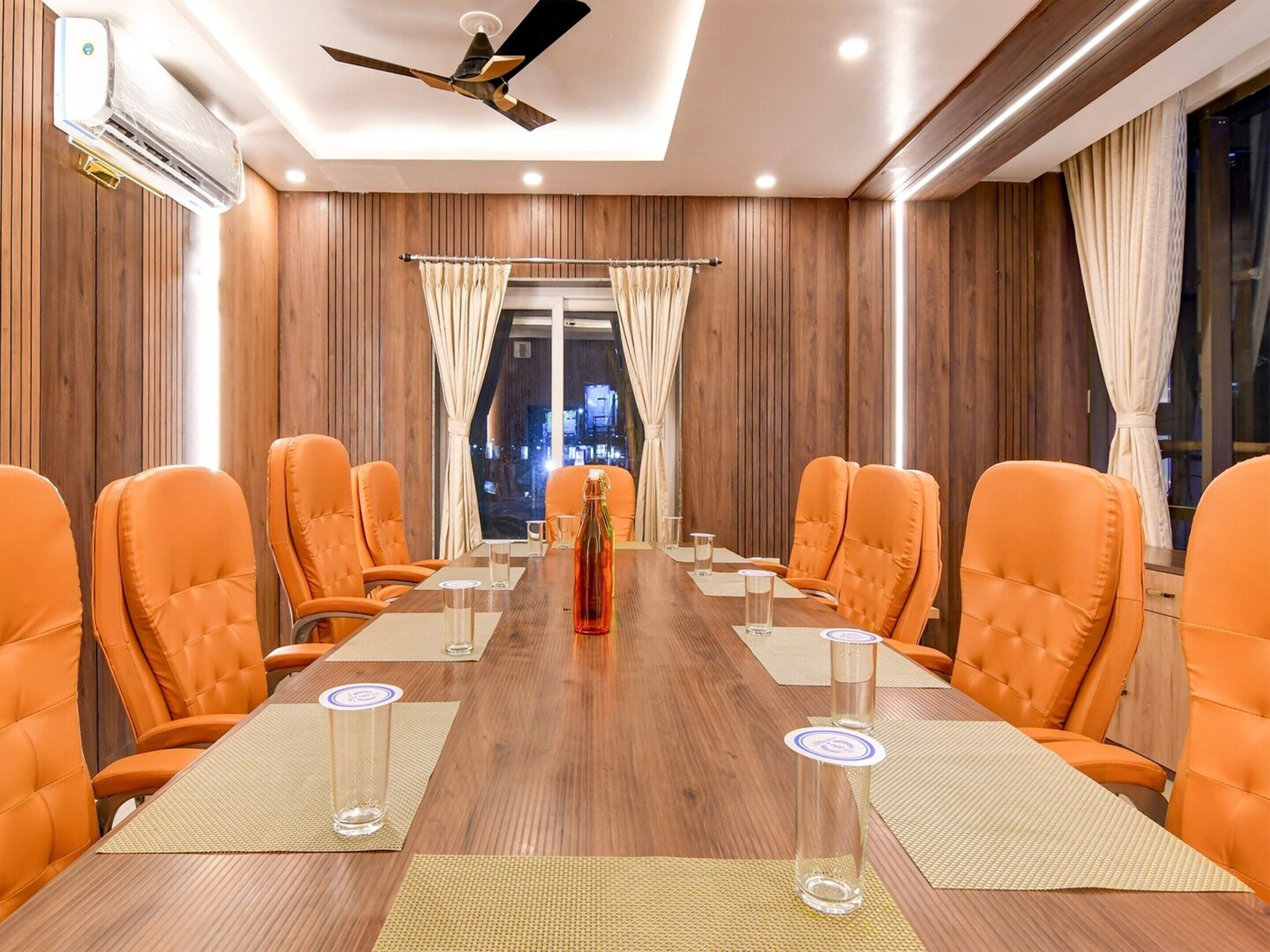 House | Dining