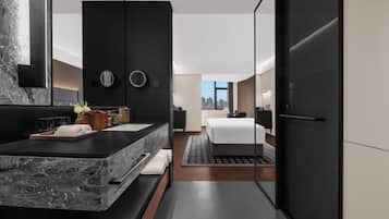 Superior Double Room, City View | Premium bedding, down duvets, desk, laptop workspace