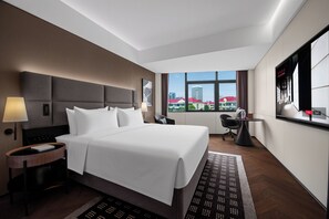Superior Double Room | Laptop workspace, blackout curtains, soundproofing, iron/ironing board - IntercityHotel Shanghai World Expo (Shanghai)