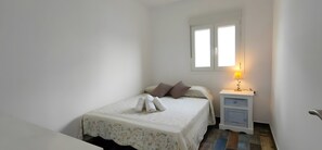 WiFi, bed sheets