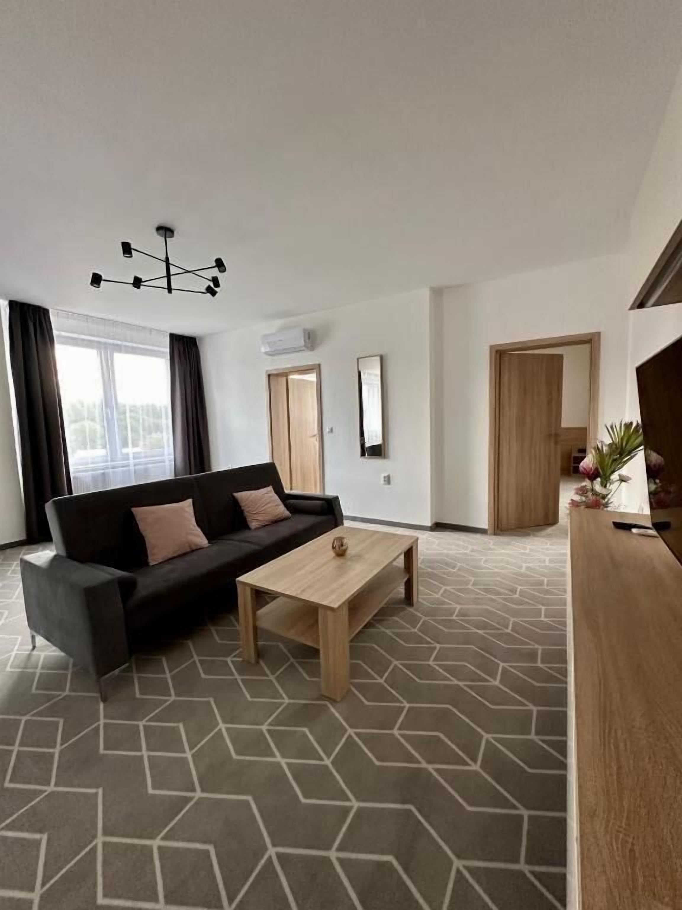 Apartment, City View | Living area