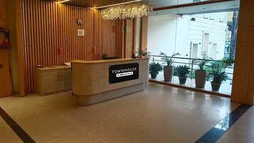 Hall