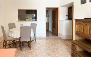 Dining - 1 bedroom nice apartment in Kustici (Kustici)