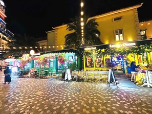 Outdoor dining - Diamond Suite The Hill Phu Quoc (An Thoi)